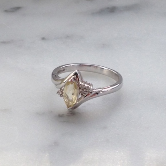Genuine Diamond Lemon Quartz Ring - Picture 3 of 3